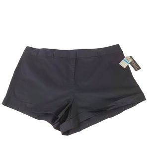 Danielle Bernstein 20W short